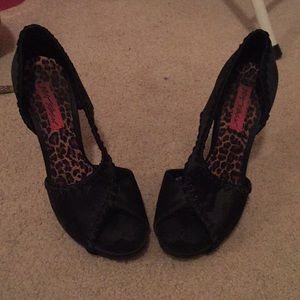 Betsy Johnson black heals